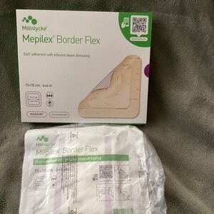 Molnlycke Mepilex Border Flex Foam Dressing 6x6 - Qty 6 Exp 8/25